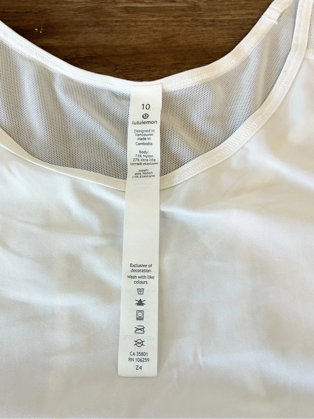 Like New Lululemon White Racerback Workout Tank Top Size 10 - Picture 6 of 10